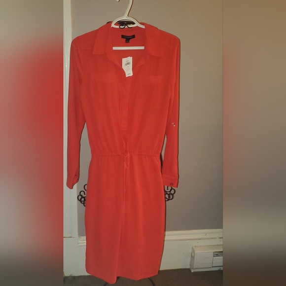 Banana Republic red mid length dress.  Lined with red camisole. Size 8 - Picture 1 of 7
